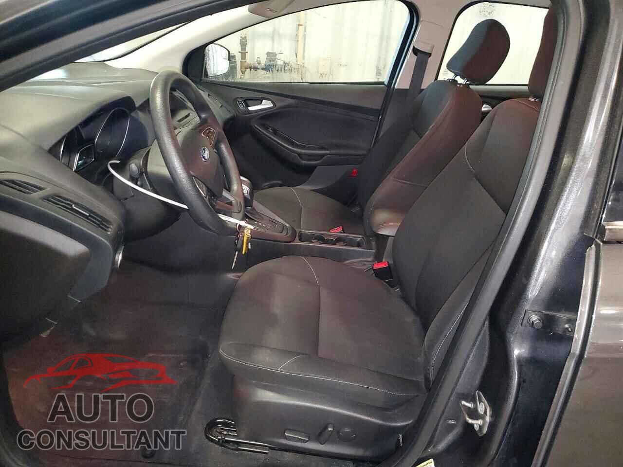 FORD FOCUS 2016 - 1FADP3K25GL391724