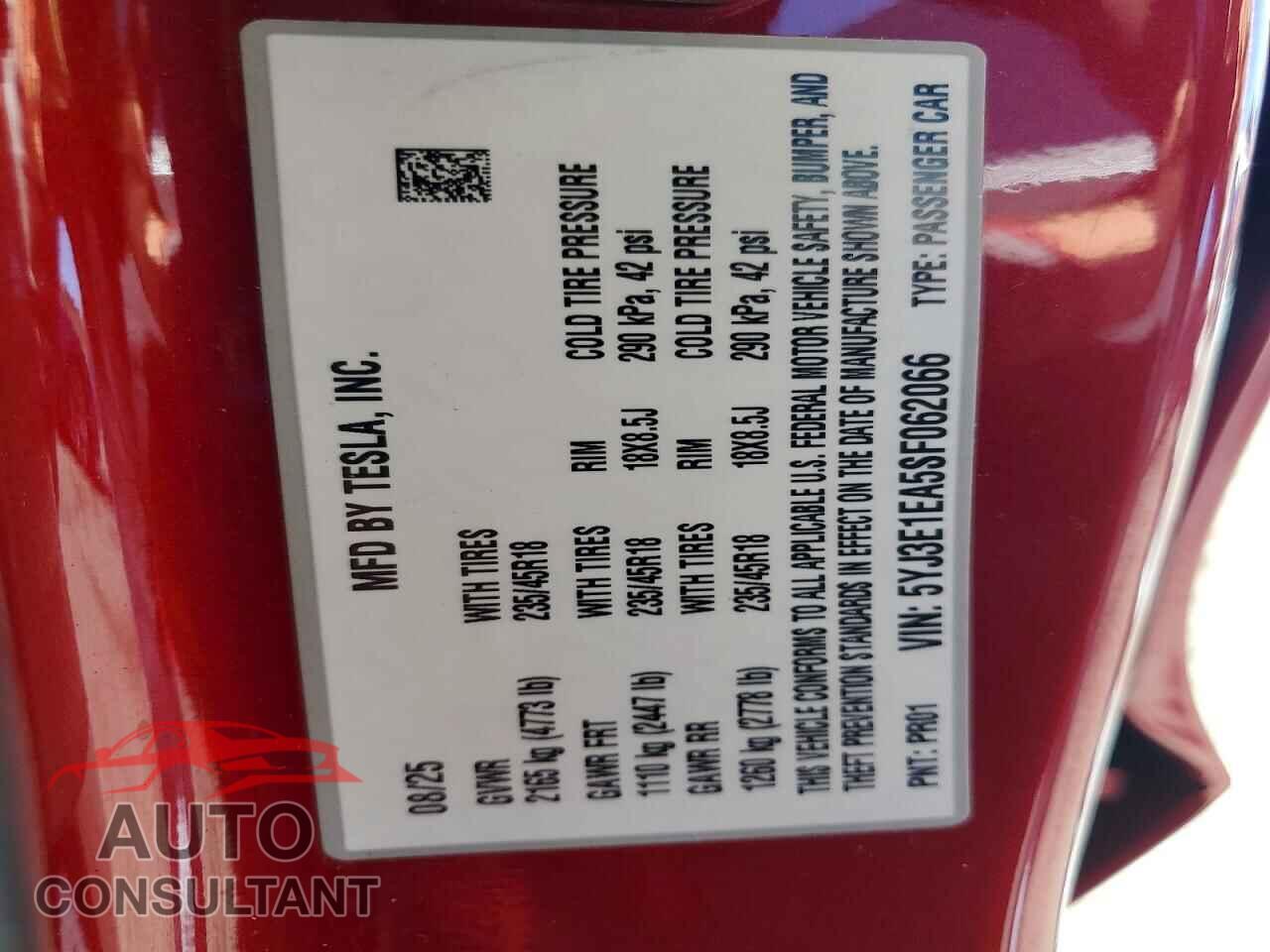 TESLA MODEL 3 2025 - 5YJ3E1EA5SF062066