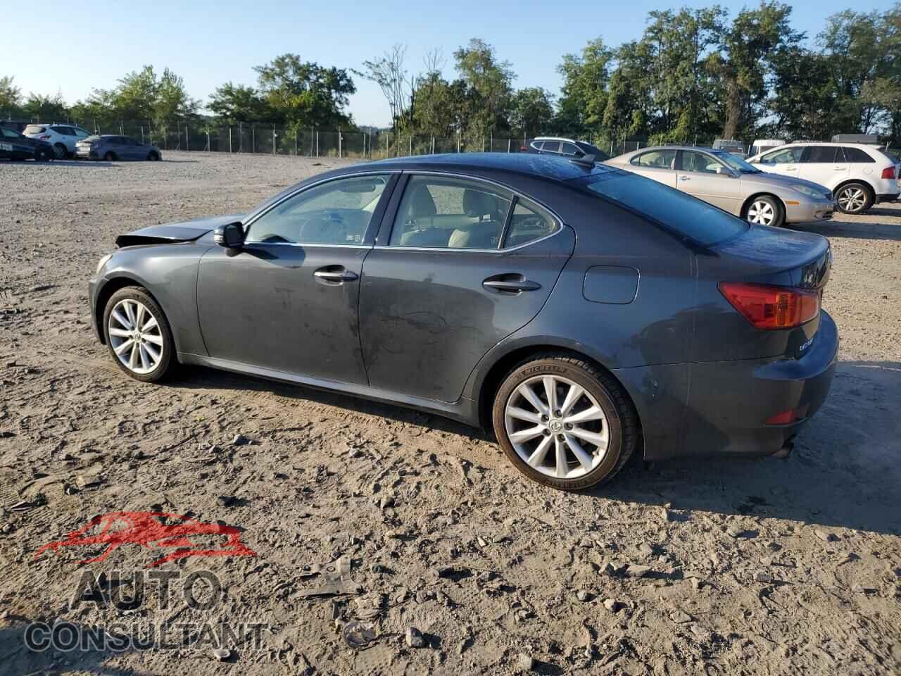 LEXUS IS 2010 - JTHCF5C24A5043880