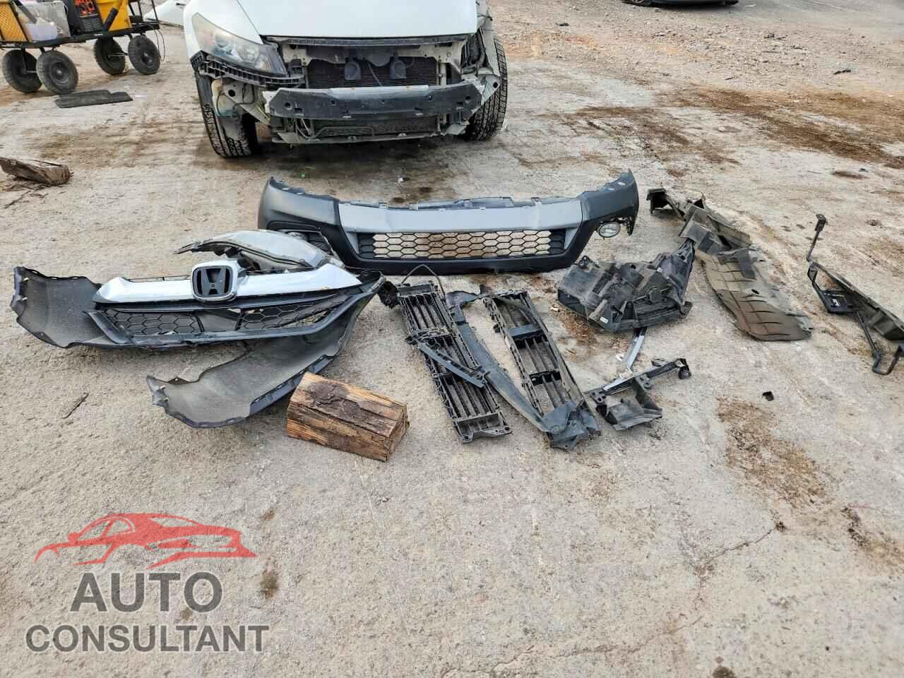 HONDA CRV 2018 - 5J6RW1H5XJA010889