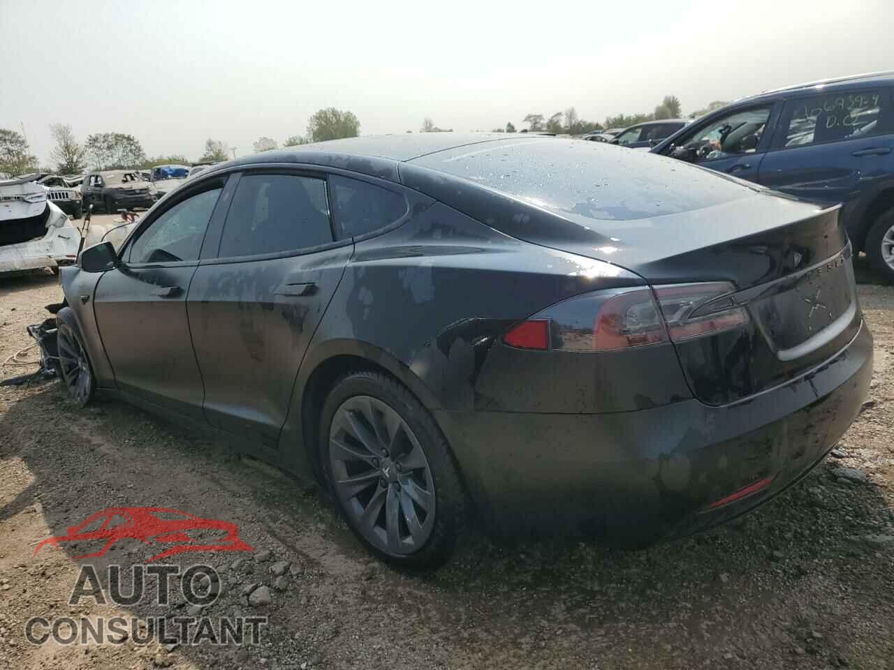 TESLA MODEL S 2019 - 5YJSA1E21KF333172