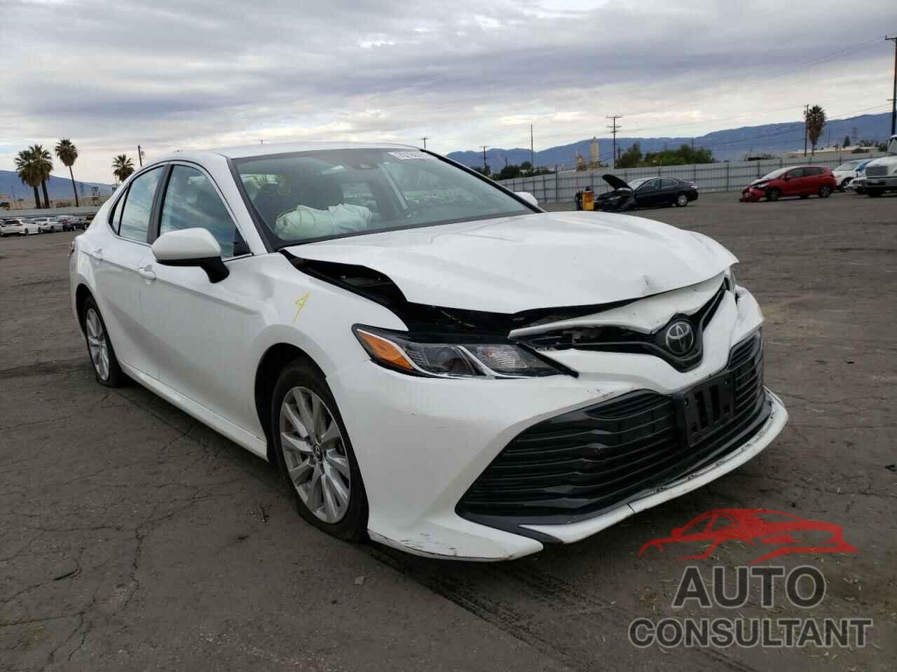 TOYOTA CAMRY 2019 - 4T1B11HK3KU748721