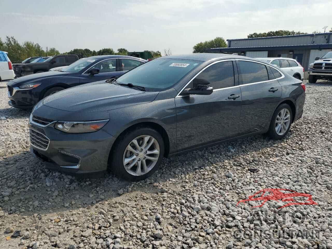 CHEVROLET MALIBU 2016 - 1G1ZE5ST3GF217927