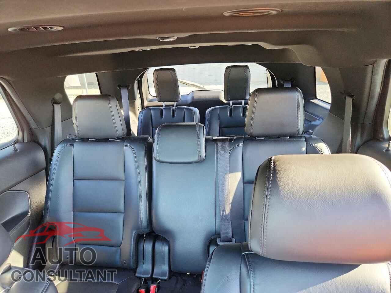 FORD EXPLORER 2015 - 1FM5K8D89FGB38131