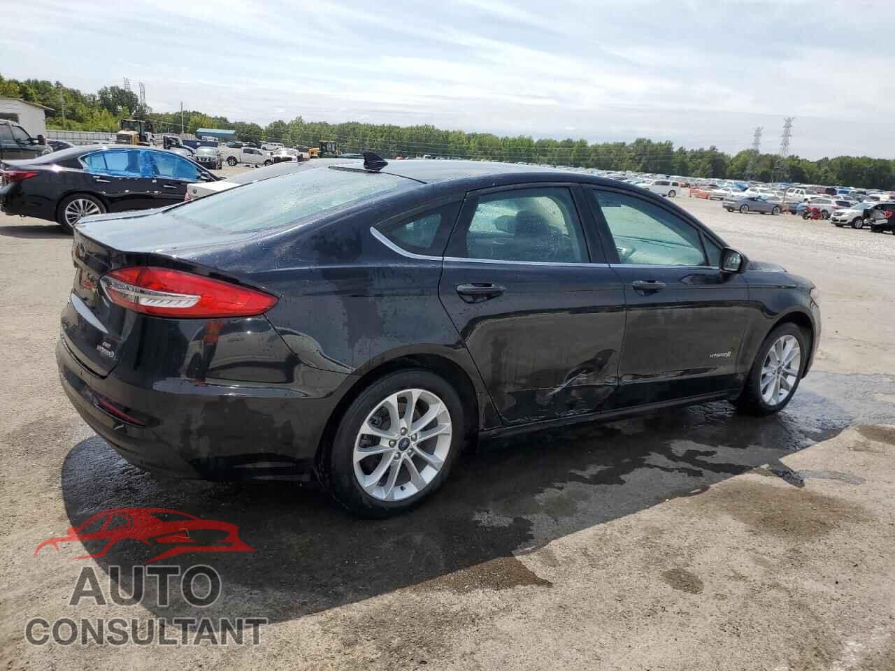FORD FUSION 2019 - 3FA6P0LU7KR235041