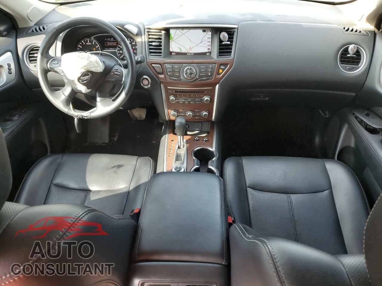 NISSAN PATHFINDER 2019 - 5N1DR2MM5KC618976