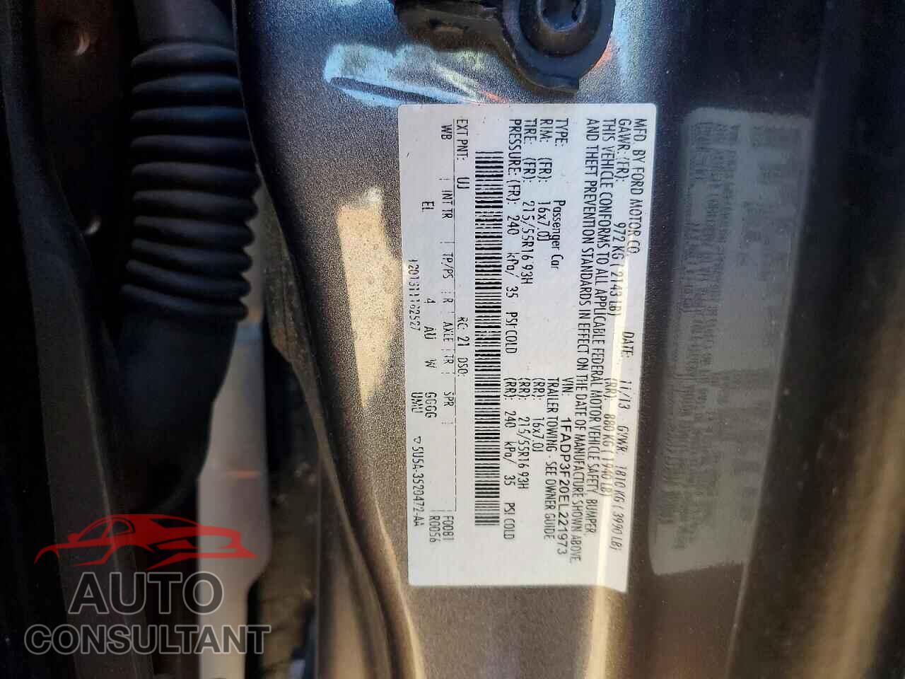 FORD FOCUS 2014 - 1FADP3F20EL221973