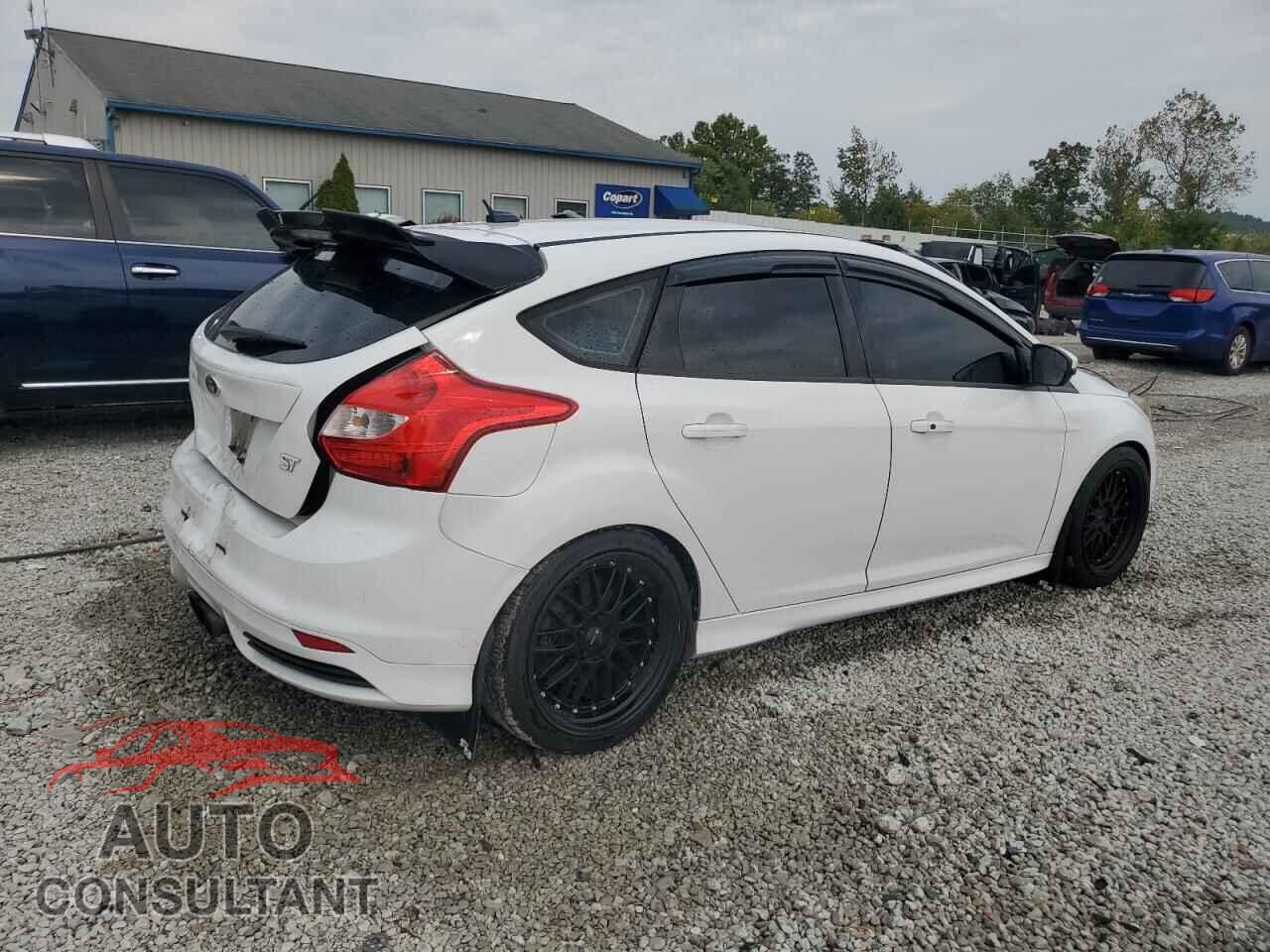 FORD FOCUS 2013 - 1FADP3L93DL201927