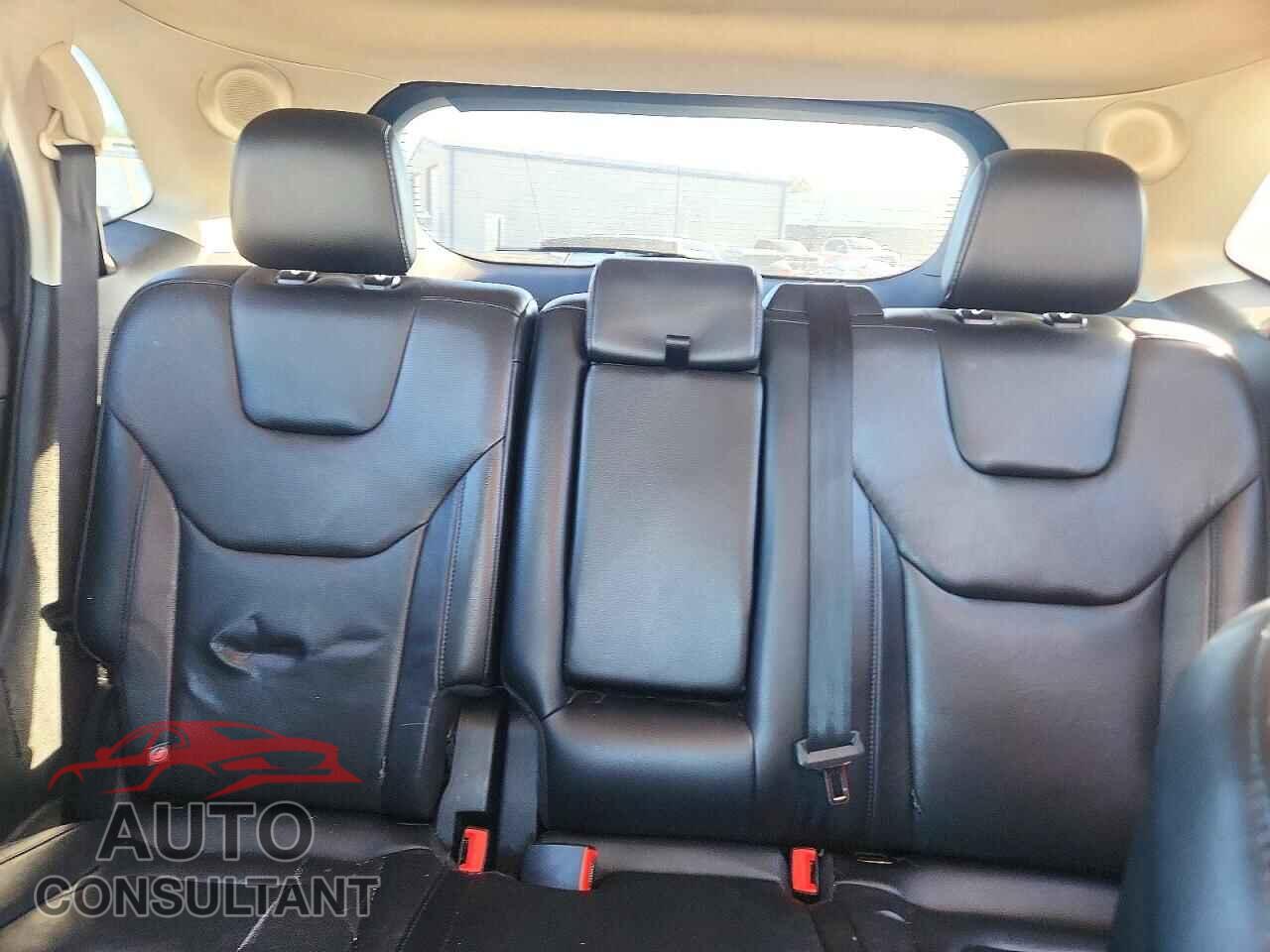 FORD EDGE 2019 - 2FMPK3K97KBC23087
