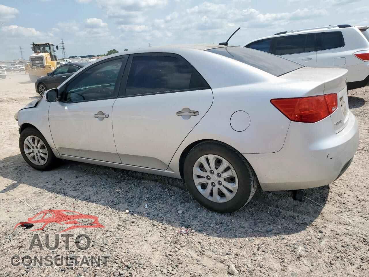 KIA FORTE 2010 - KNAFU4A29A5055893
