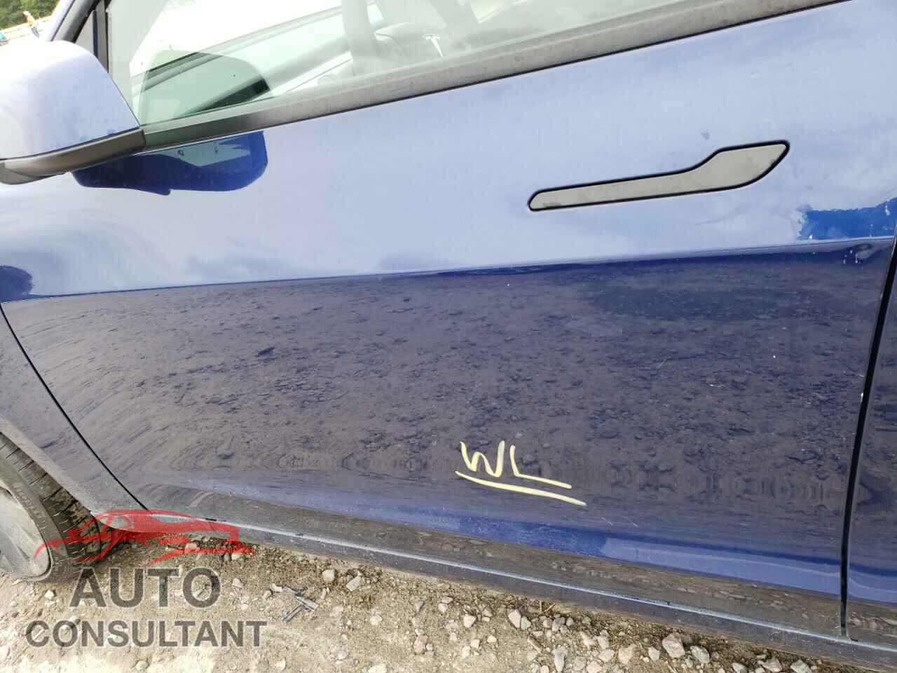 TESLA MODEL 3 2023 - 5YJ3E1EC4PF560932