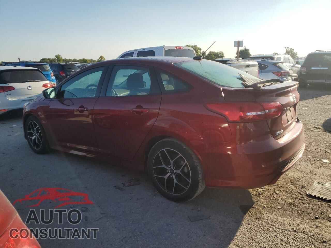 FORD FOCUS 2015 - 1FADP3F28FL340033