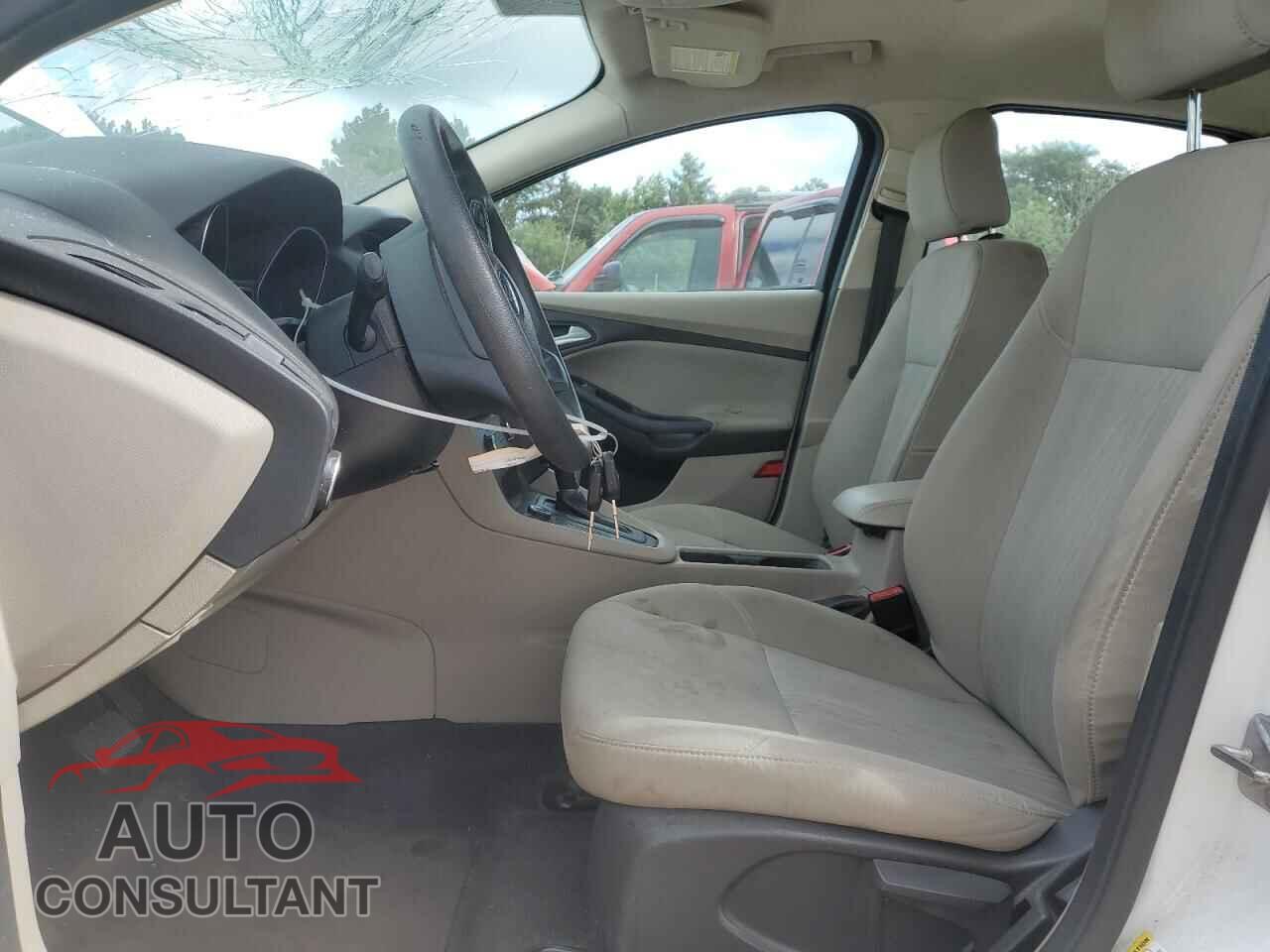 FORD FOCUS 2016 - 1FADP3F2XGL369566