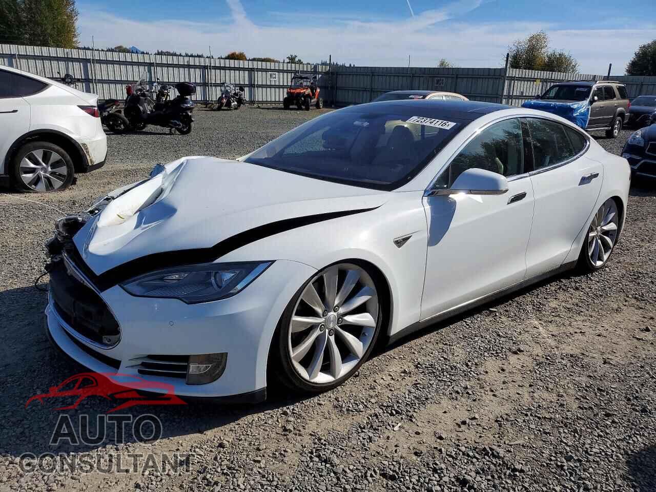 TESLA MODEL S 2014 - 5YJSA1H12EFP47522