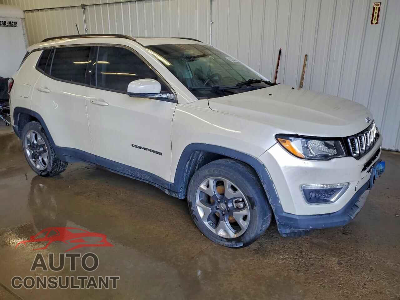 JEEP COMPASS 2017 - 3C4NJDCB8HT628801