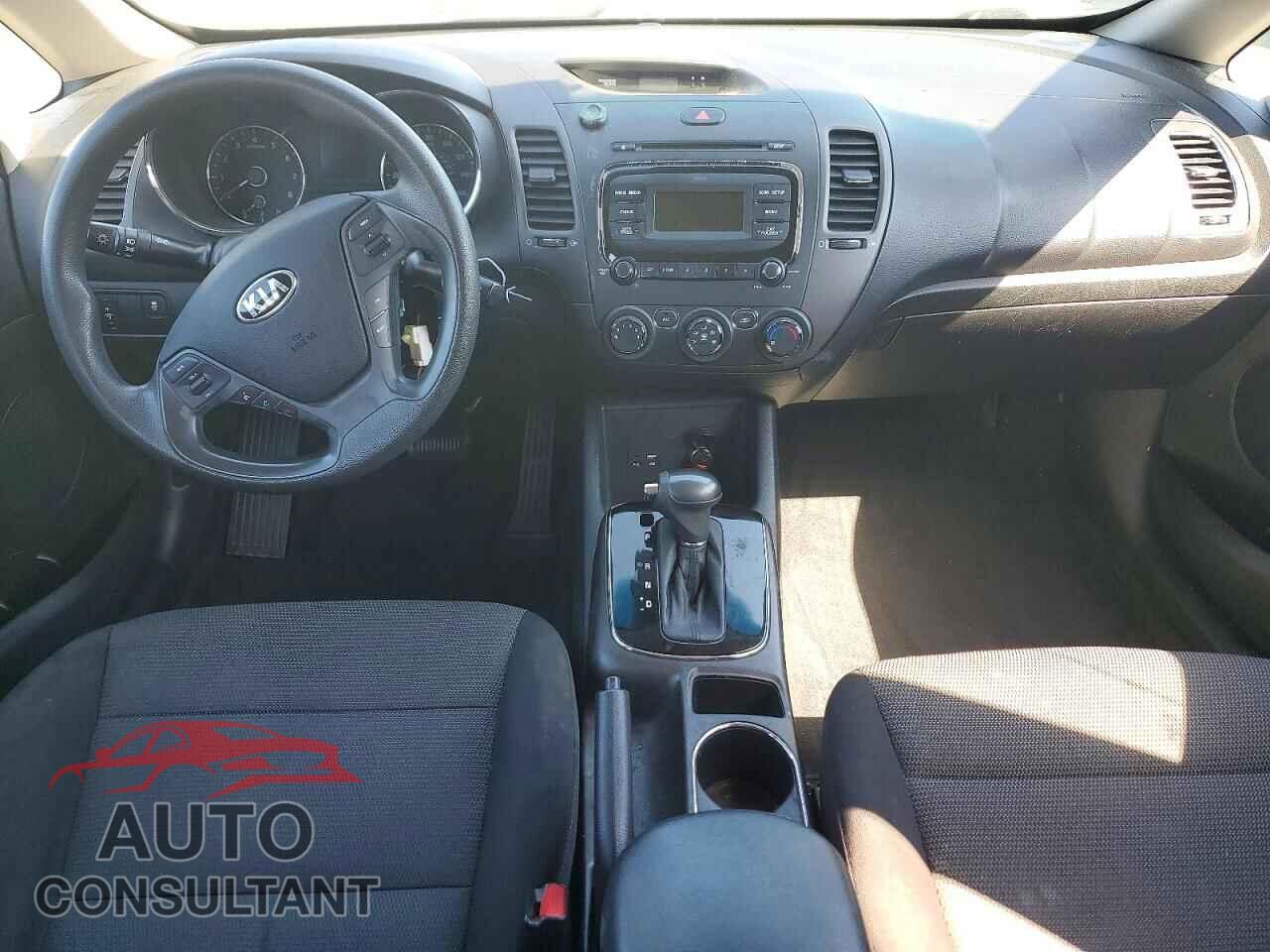 KIA FORTE 2017 - 3KPFK4A76HE118497