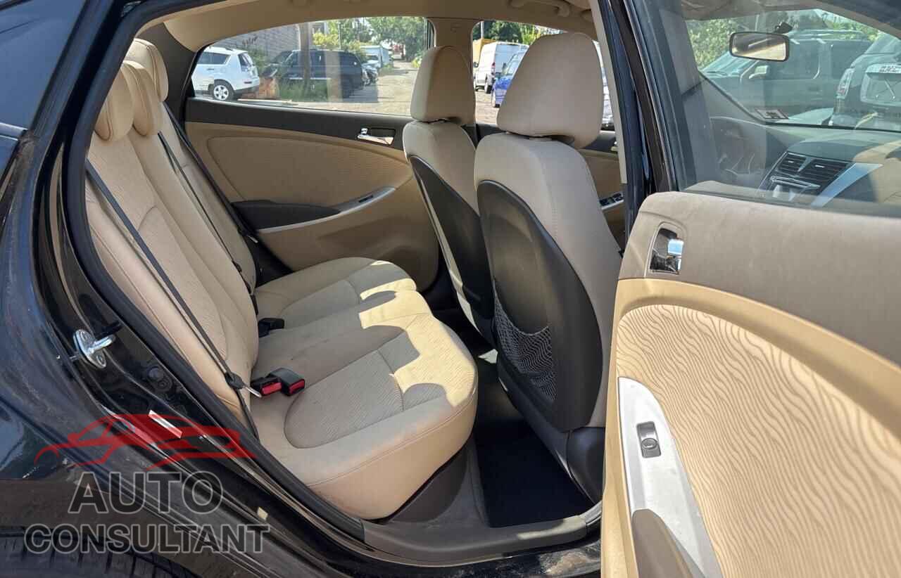 HYUNDAI ACCENT 2013 - KMHCU4AE2DU277181
