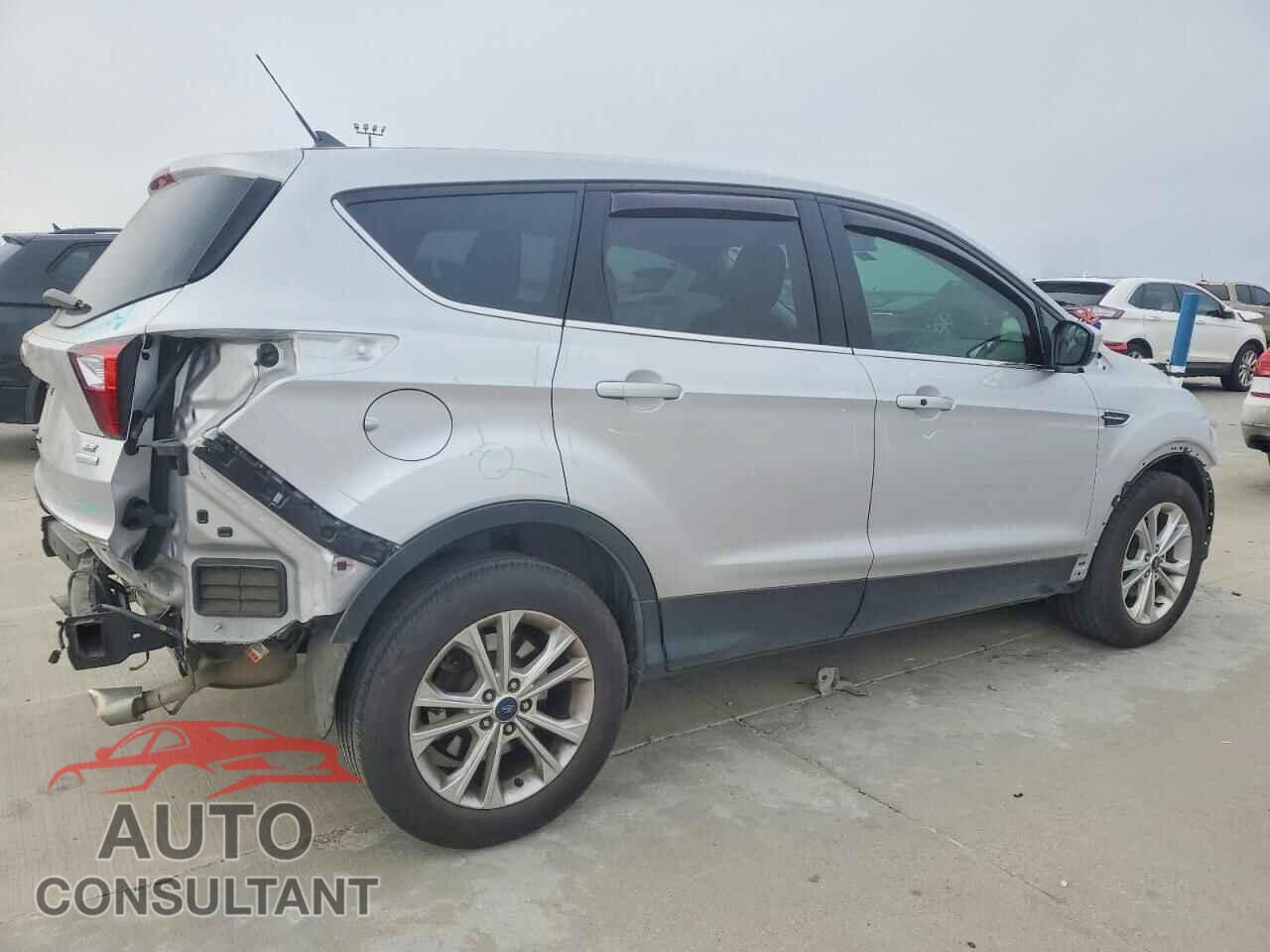 FORD ESCAPE 2019 - 1FMCU0GD7KUB26079