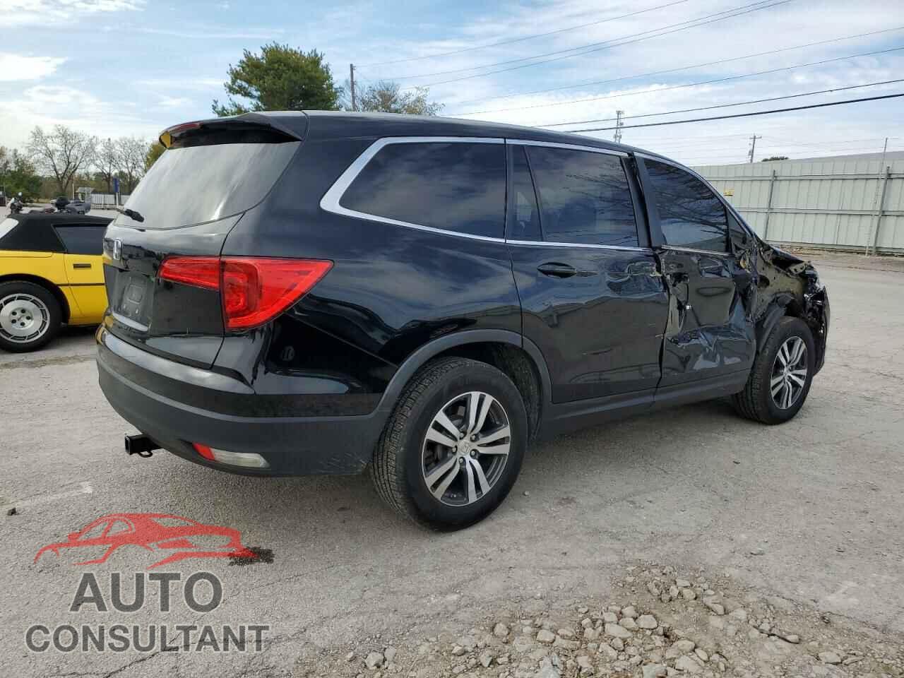 HONDA PILOT 2018 - 5FNYF5H52JB008165