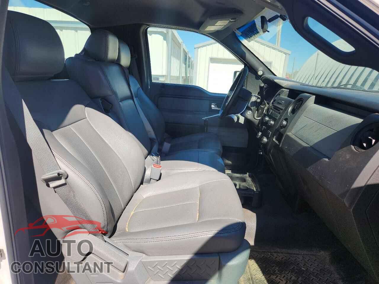 FORD F150 2013 - 1FTMF1CM7DKE46399