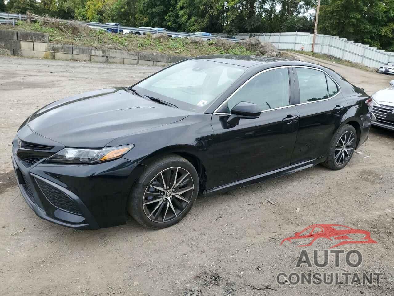 TOYOTA CAMRY 2021 - 4T1G11BK6MU038763