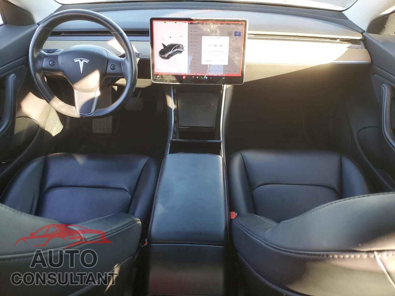 TESLA MODEL 3 2018 - 5YJ3E1EA0JF021939