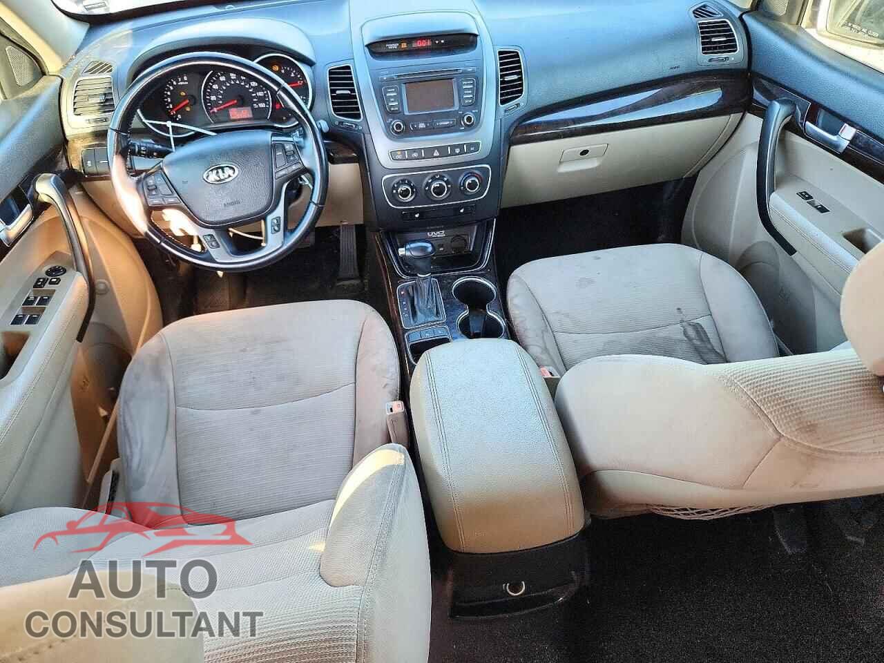 KIA SORENTO 2014 - 5XYKT3A63EG449632