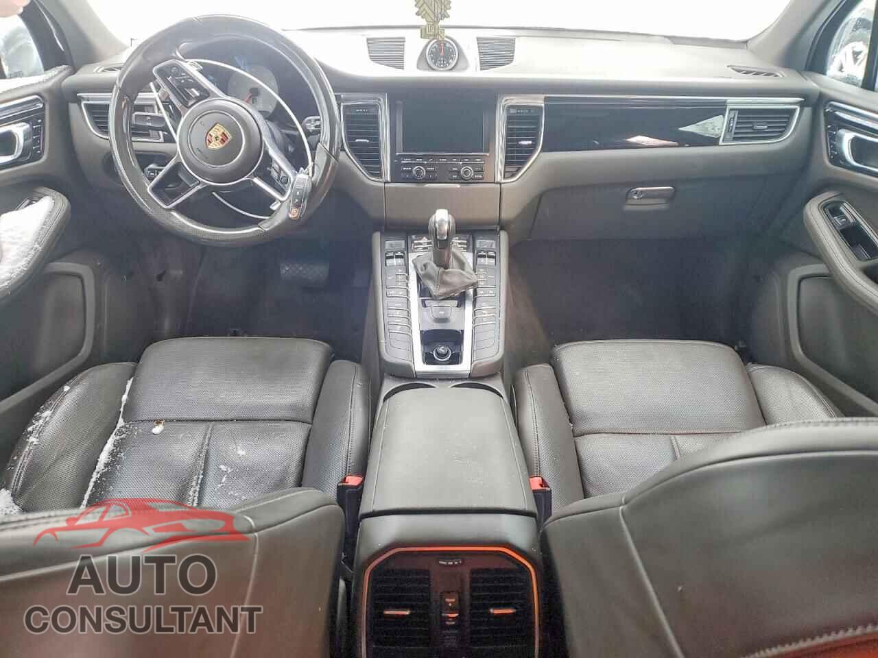 PORSCHE MACAN 2016 - WP1AB2A5XGLB46157