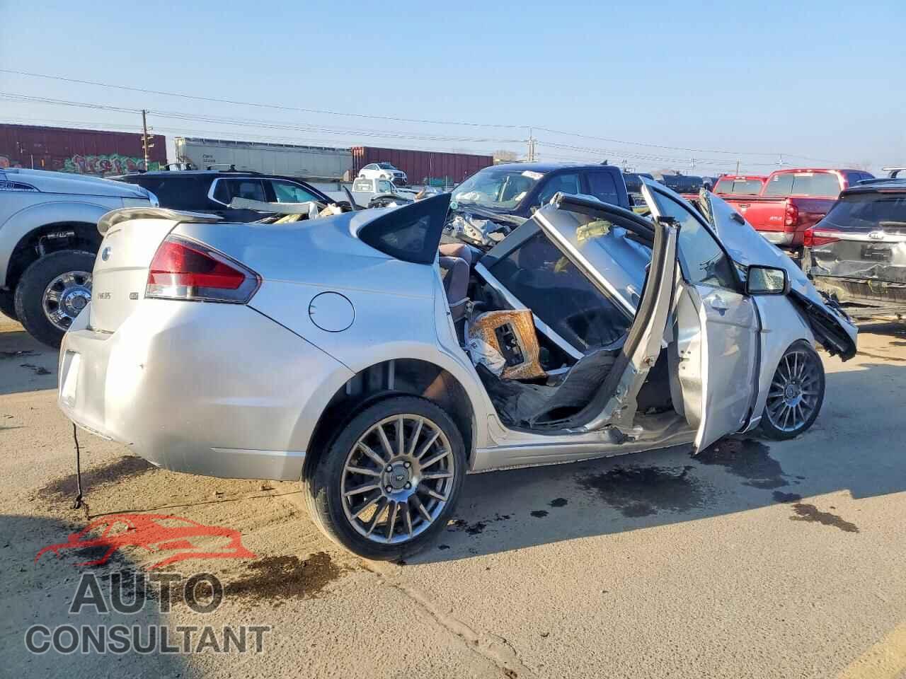 FORD FOCUS 2011 - 1FAHP3GN3BW149283