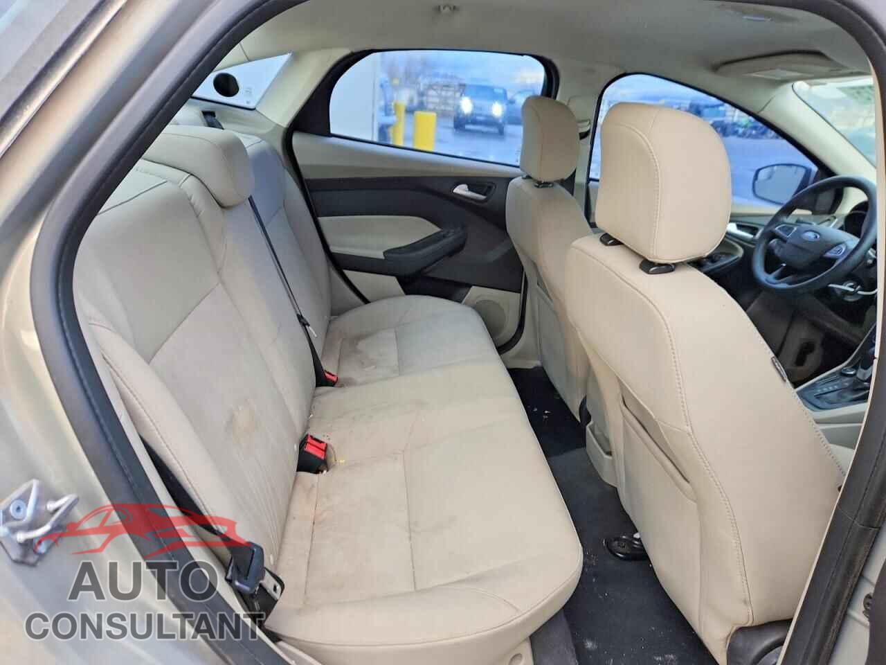FORD FOCUS 2016 - 1FADP3F25GL305791
