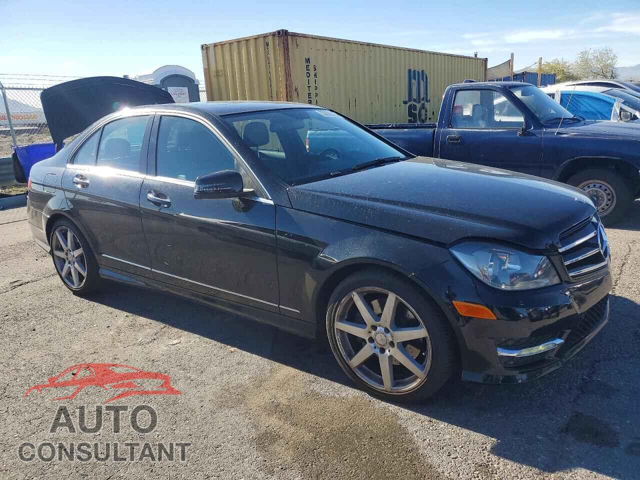 MERCEDES-BENZ C-CLASS 2014 - WDDGF5HB7EA914902