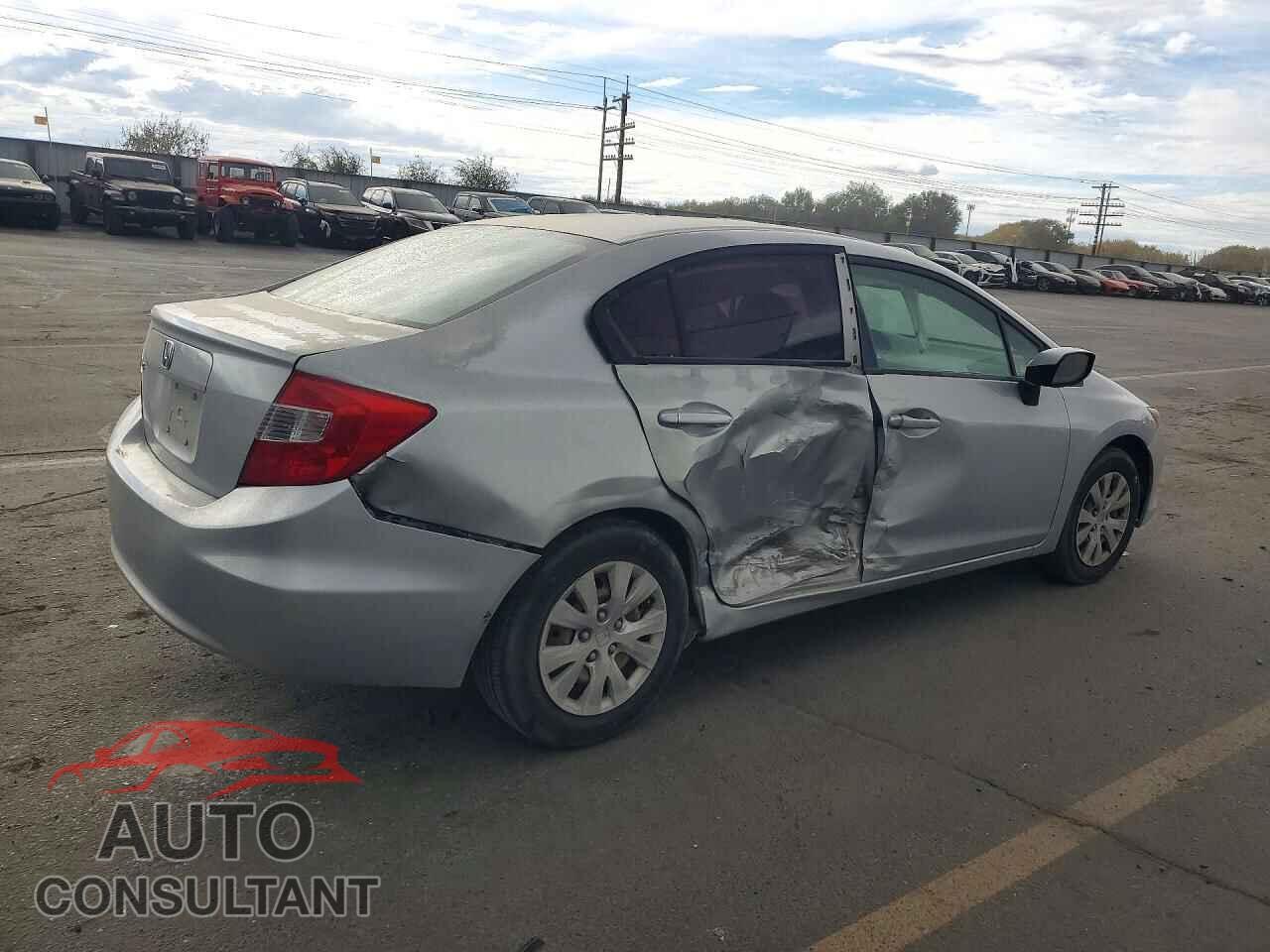 HONDA CIVIC 2012 - 2HGFB2F56CH333386