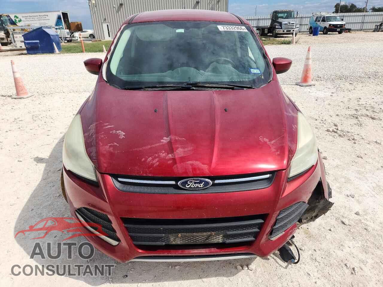 FORD ESCAPE 2013 - 1FMCU0GX5DUB43721