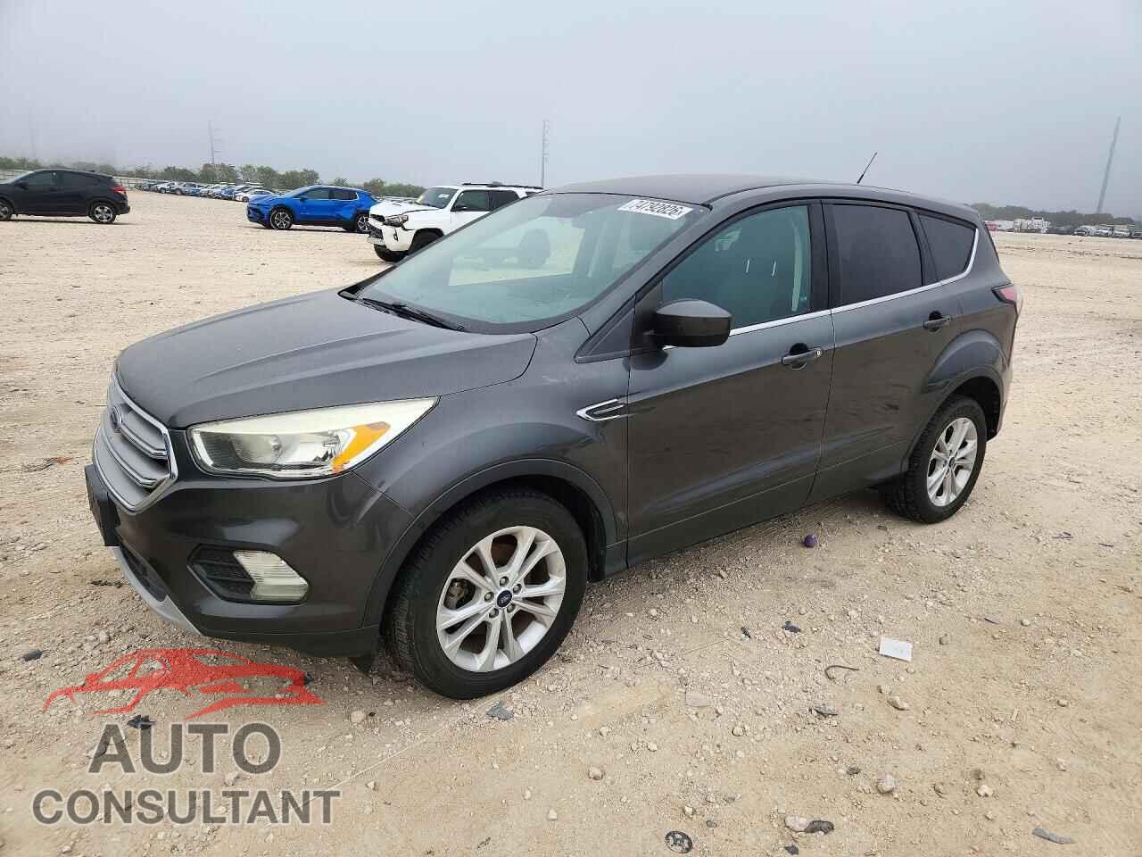 FORD ESCAPE 2017 - 1FMCU0GD9HUE93722