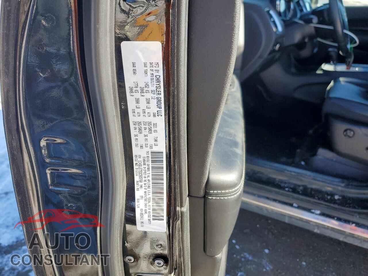 DODGE DURANGO 2013 - 1C4SDJET5DC565760