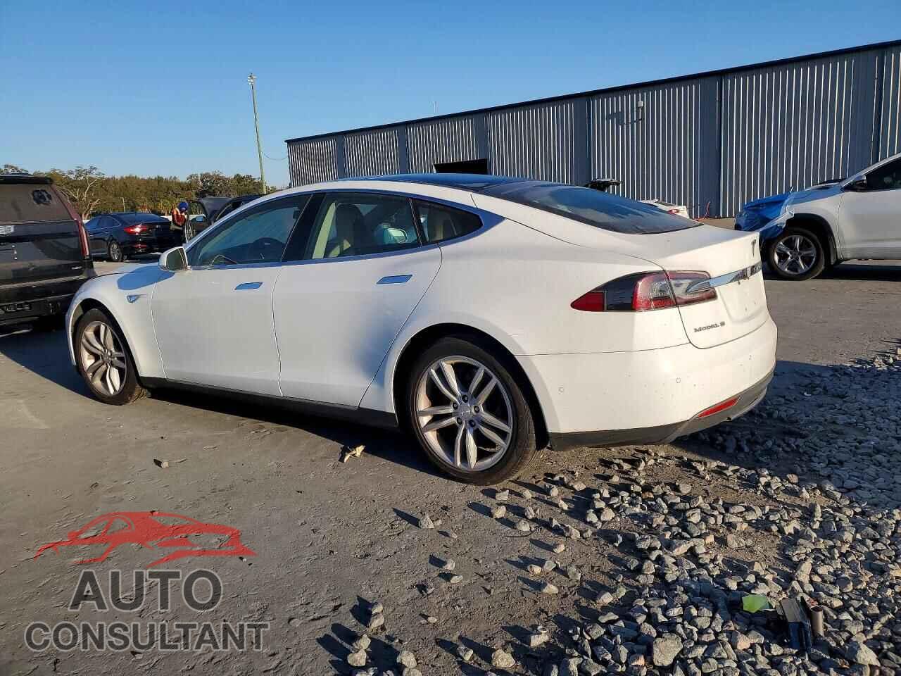 TESLA MODEL S 2015 - 5YJSA1H14FF087629