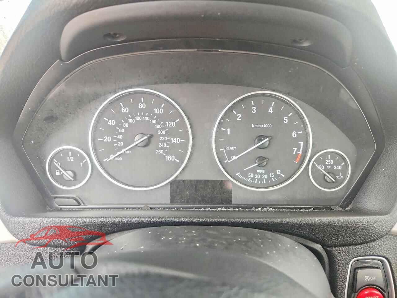 BMW 3 SERIES 2015 - WBA3B1G52FNT03661