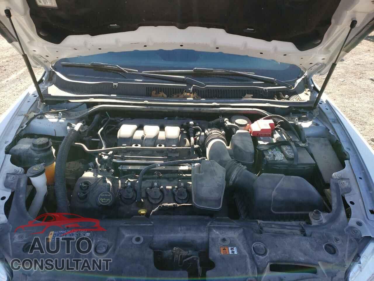 FORD TAURUS 2017 - 1FAHP2E85HG118725