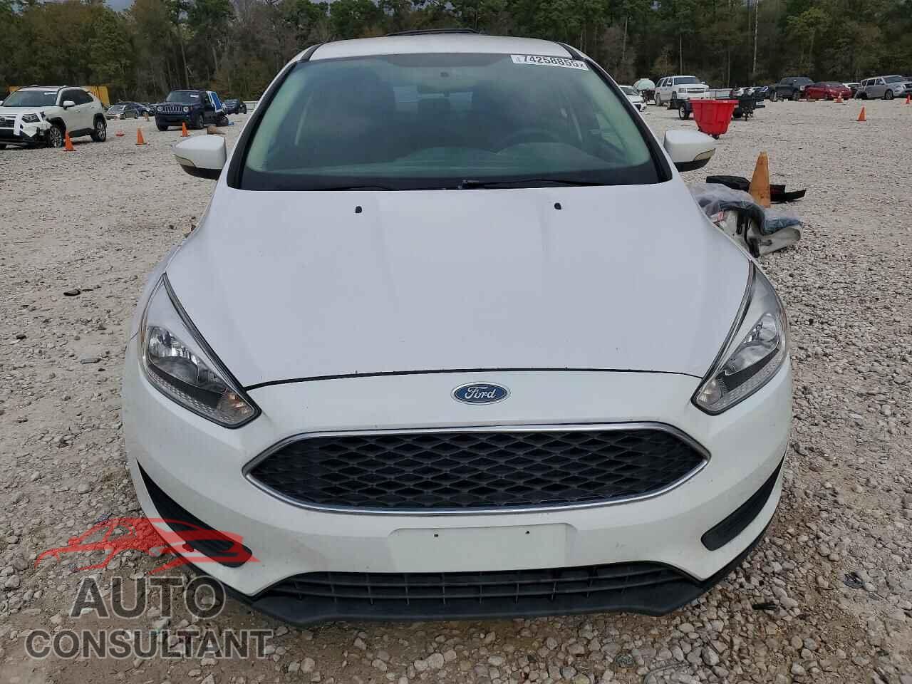 FORD FOCUS 2017 - 1FADP3F21HL347537