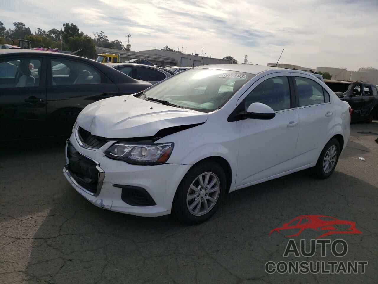 CHEVROLET SONIC 2017 - 1G1JD5SG9H4132722