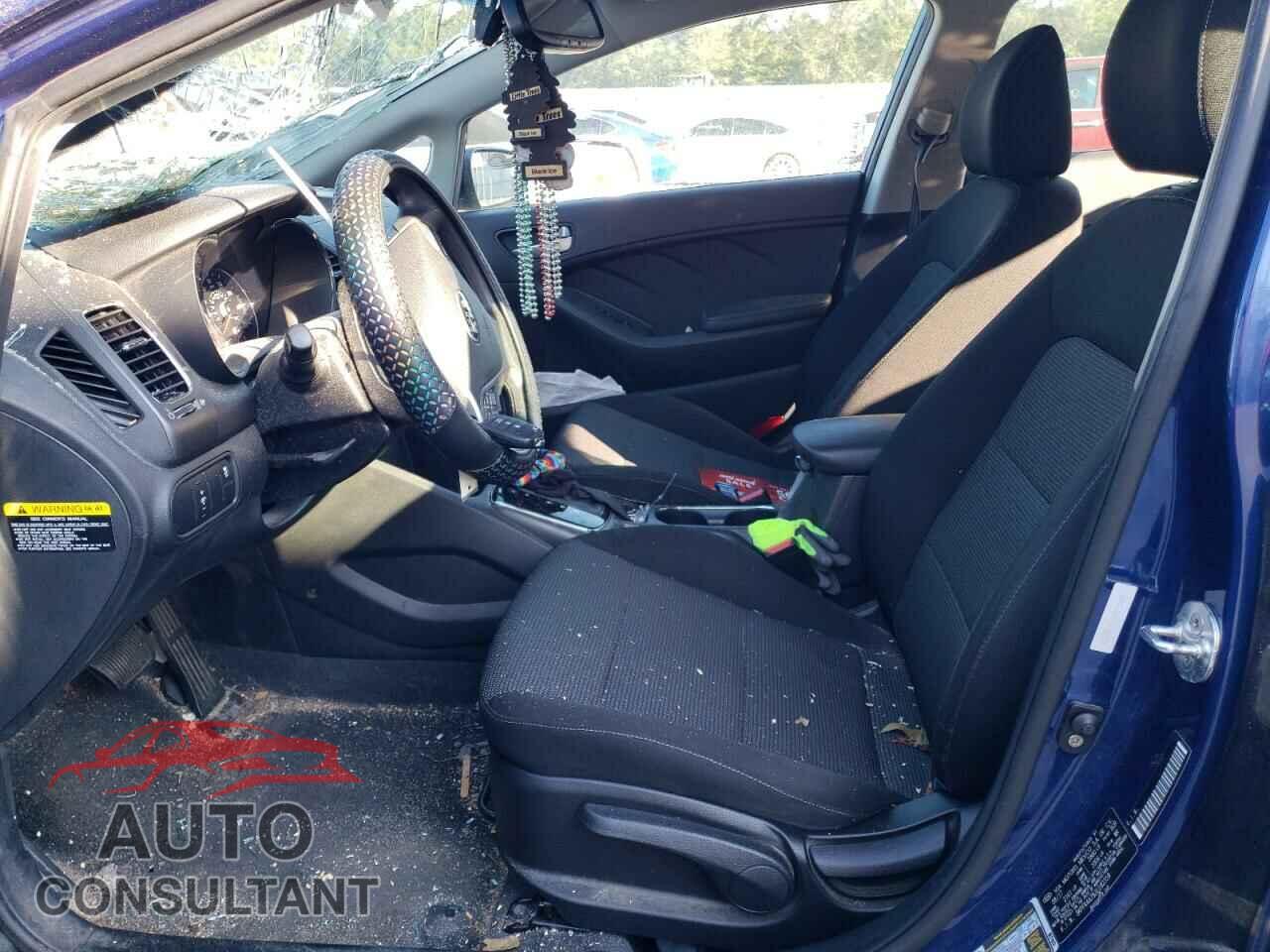 KIA FORTE 2018 - 3KPFK4A79JE182359