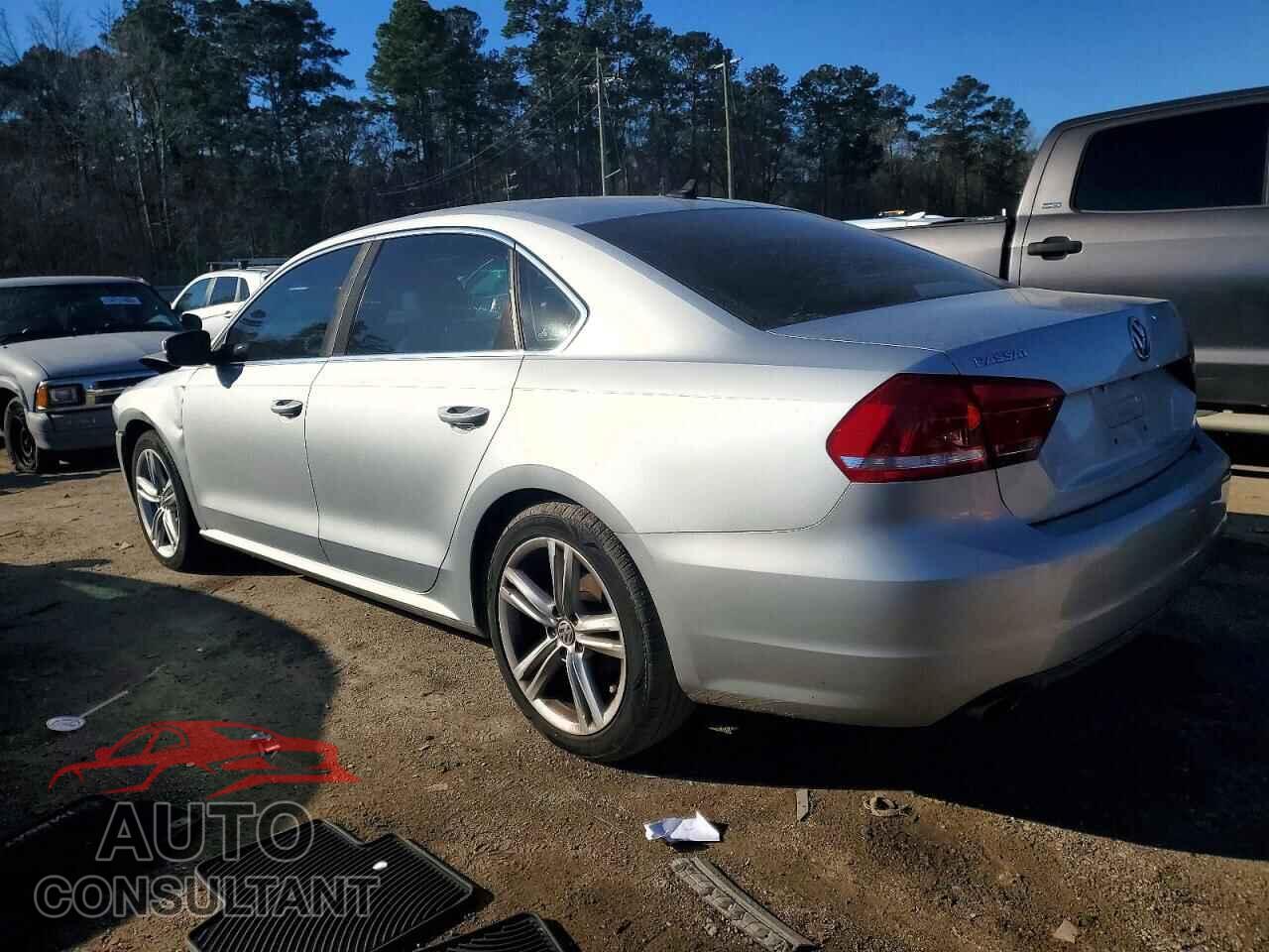 VOLKSWAGEN PASSAT 2014 - 1VWBT7A32EC058213