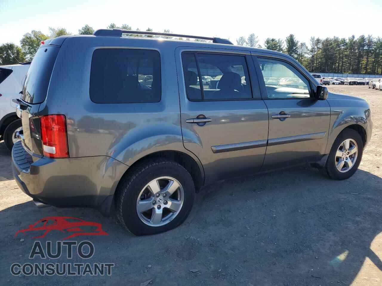HONDA PILOT 2011 - 5FNYF3H60BB006347