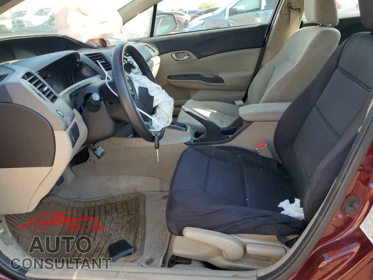 HONDA CIVIC 2012 - 2HGFB2F57CH609316
