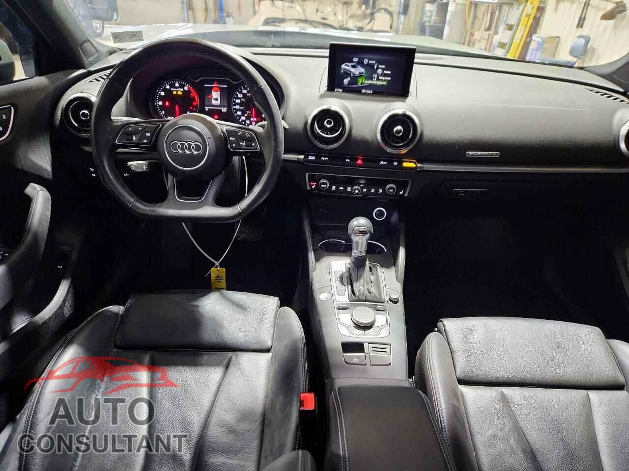 AUDI A3 2020 - WAUBEGFF8LA020362