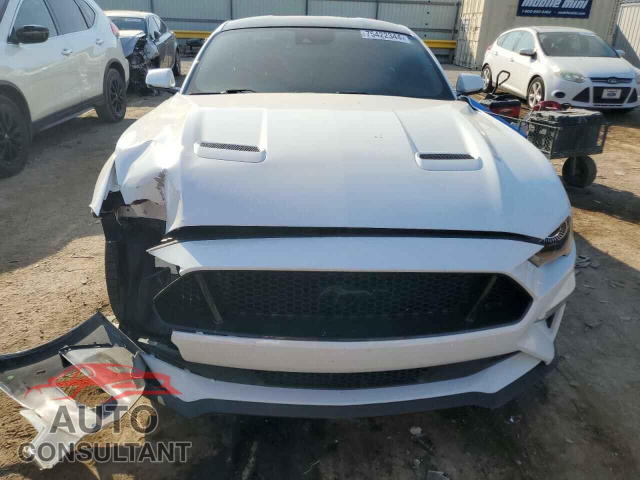 FORD MUSTANG 2018 - 1FA6P8CF4J5104229