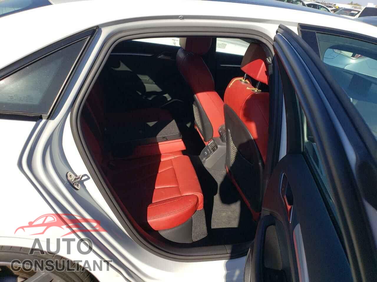 AUDI A3 2020 - WAUJEGFF2LA095540