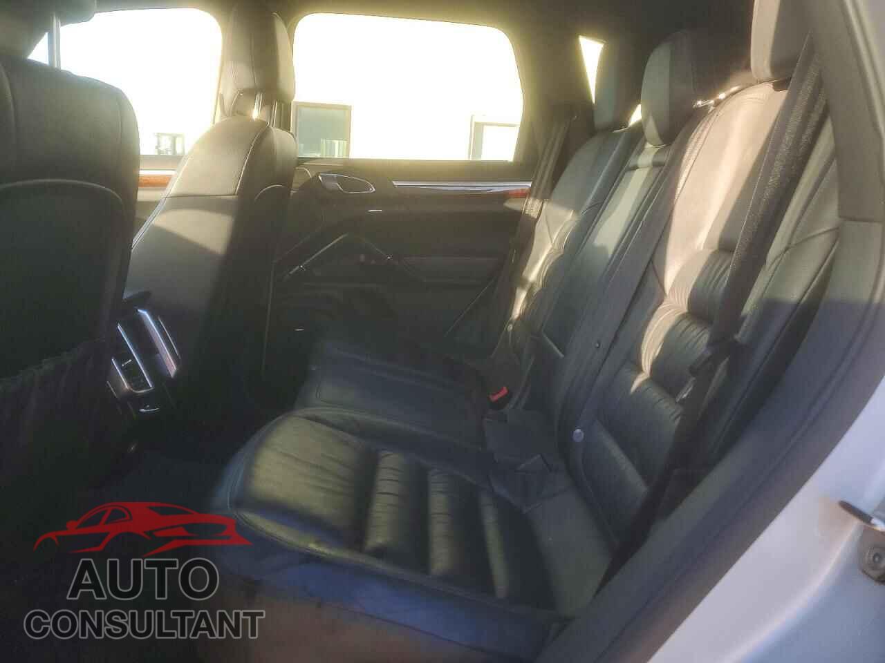 PORSCHE CAYENNE 2011 - WP1AA2A20BLA04823