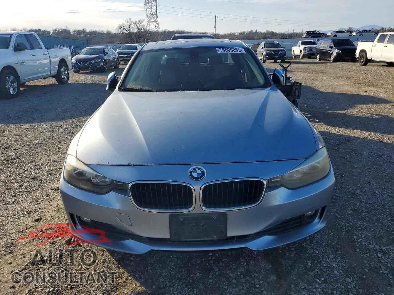 BMW 3 SERIES 2013 - WBA3B1C56DK128092
