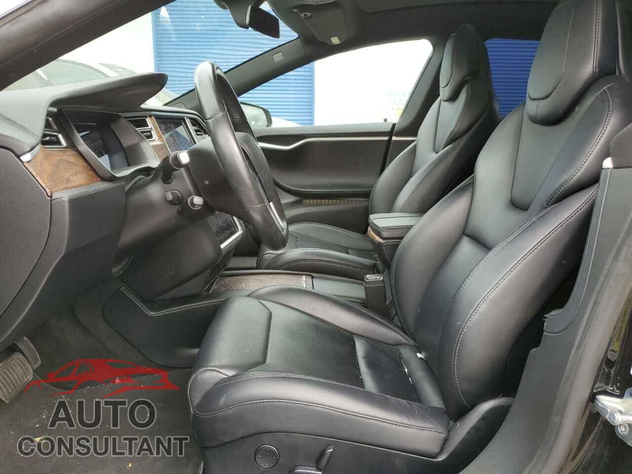 TESLA MODEL S 2017 - 5YJSA1E12HF228477
